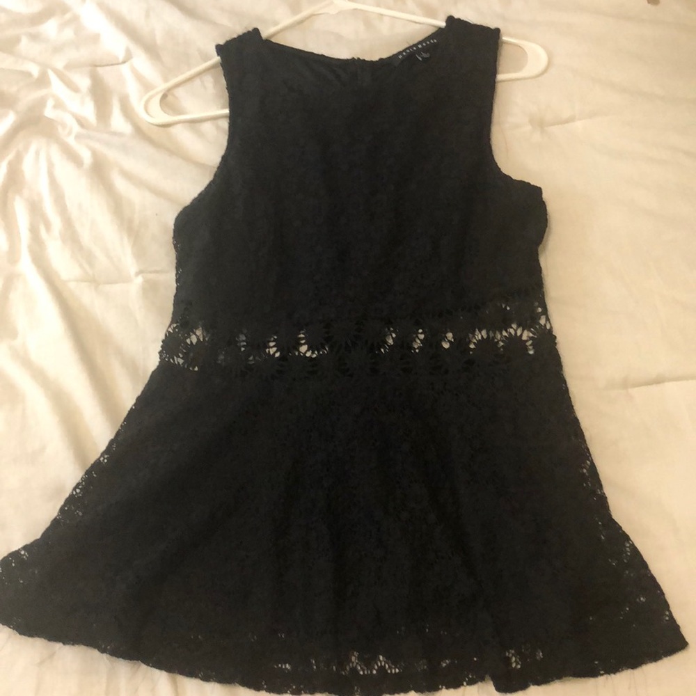 Tank top with cut out